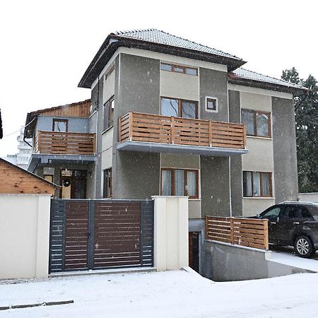 Vila Aras Simeria ภายนอก รูปภาพ