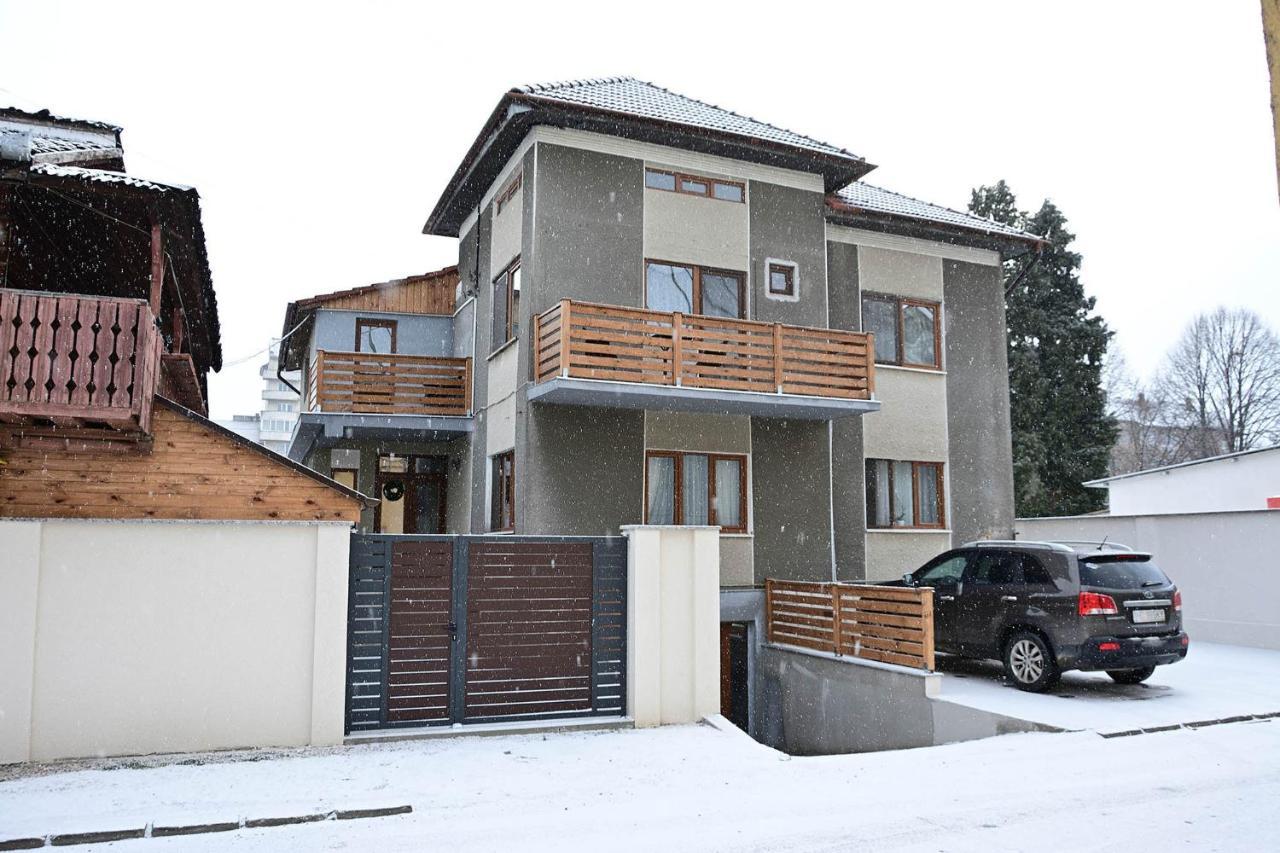 Vila Aras Simeria ภายนอก รูปภาพ